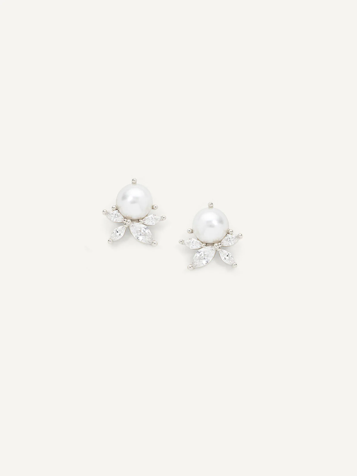 Sandra Studs - Image 3